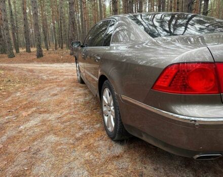 Коричневый Фольксваген Фаетон, объемом двигателя 0 л и пробегом 240 тыс. км за 7500 $, фото 2 на Automoto.ua