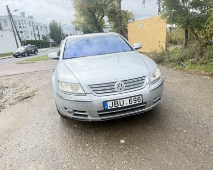 Серый Фольксваген Фаетон, объемом двигателя 3 л и пробегом 400 тыс. км за 3500 $, фото 2 на Automoto.ua