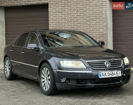 Серый Фольксваген Фаетон, объемом двигателя 2.97 л и пробегом 320 тыс. км за 5000 $, фото 1 на Automoto.ua