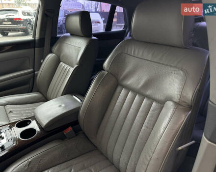 Серый Фольксваген Фаетон, объемом двигателя 2.97 л и пробегом 320 тыс. км за 5000 $, фото 17 на Automoto.ua