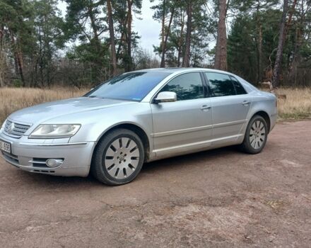 Серый Фольксваген Фаетон, объемом двигателя 3 л и пробегом 441 тыс. км за 4450 $, фото 1 на Automoto.ua