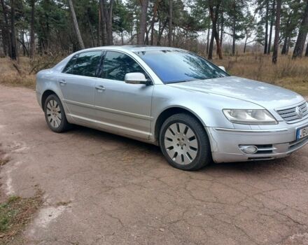 Серый Фольксваген Фаетон, объемом двигателя 3 л и пробегом 441 тыс. км за 4450 $, фото 2 на Automoto.ua