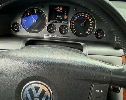 Серый Фольксваген Фаетон, объемом двигателя 3 л и пробегом 440 тыс. км за 4800 $, фото 1 на Automoto.ua