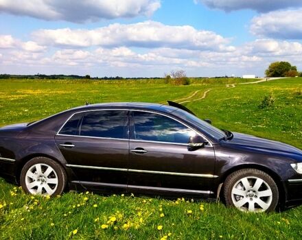 Серый Фольксваген Фаетон, объемом двигателя 3 л и пробегом 290 тыс. км за 9000 $, фото 1 на Automoto.ua