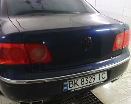 Синий Фольксваген Фаетон, объемом двигателя 3.19 л и пробегом 320 тыс. км за 4600 $, фото 3 на Automoto.ua