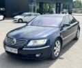 Синий Фольксваген Фаетон, объемом двигателя 3.2 л и пробегом 320 тыс. км за 4755 $, фото 1 на Automoto.ua