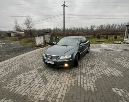 Синий Фольксваген Фаетон, объемом двигателя 3 л и пробегом 280 тыс. км за 3950 $, фото 1 на Automoto.ua