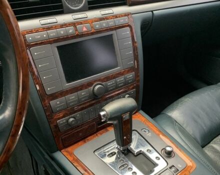 Зеленый Фольксваген Фаетон, объемом двигателя 3.2 л и пробегом 180 тыс. км за 4000 $, фото 5 на Automoto.ua