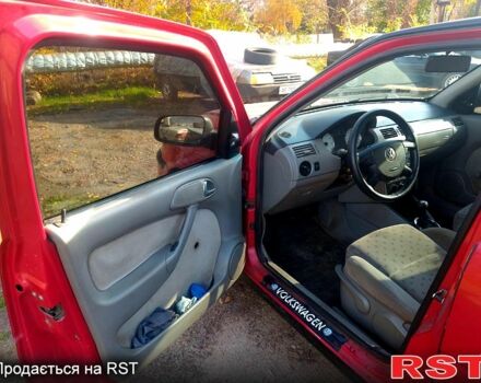 Красный Фольксваген Поинтер, объемом двигателя 1.8 л и пробегом 240 тыс. км за 2000 $, фото 4 на Automoto.ua