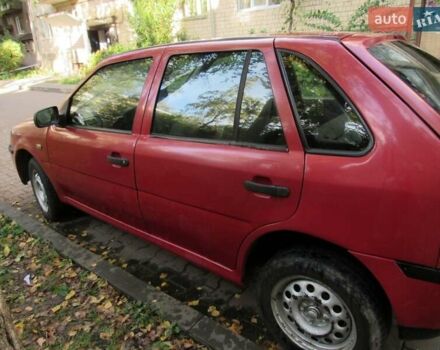Красный Фольксваген Поинтер, объемом двигателя 1.8 л и пробегом 193 тыс. км за 2500 $, фото 4 на Automoto.ua