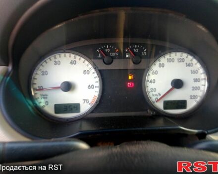 Красный Фольксваген Поинтер, объемом двигателя 1.8 л и пробегом 240 тыс. км за 2000 $, фото 7 на Automoto.ua