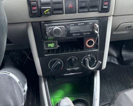 Серый Фольксваген Поинтер, объемом двигателя 1.8 л и пробегом 323 тыс. км за 3100 $, фото 15 на Automoto.ua