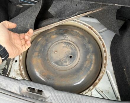 Серый Фольксваген Поинтер, объемом двигателя 1.8 л и пробегом 323 тыс. км за 3100 $, фото 14 на Automoto.ua