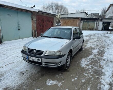 Серый Фольксваген Поинтер, объемом двигателя 1 л и пробегом 300 тыс. км за 2250 $, фото 1 на Automoto.ua