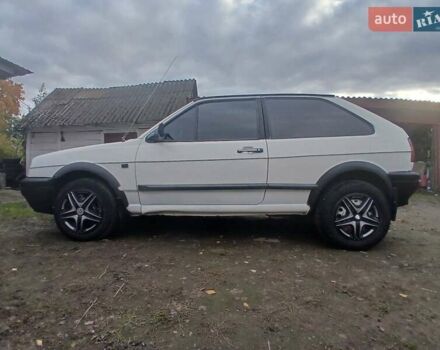 Белый Фольксваген Поло, объемом двигателя 1.4 л и пробегом 288 тыс. км за 1500 $, фото 8 на Automoto.ua