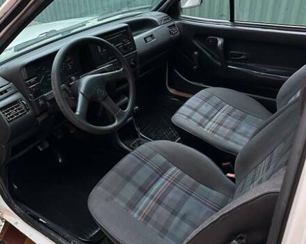 Фольксваген Поло 1994 в Кропивницком (Кировограде) на Automoto.ua Белый Фольксваген Поло, объемом двигателя 1.39 л и пробегом 280 тыс. км за 2300 $, фото 4 на Automoto.ua