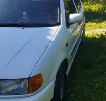 Белый Фольксваген Поло, объемом двигателя 1.39 л и пробегом 350 тыс. км за 2100 $, фото 4 на Automoto.ua