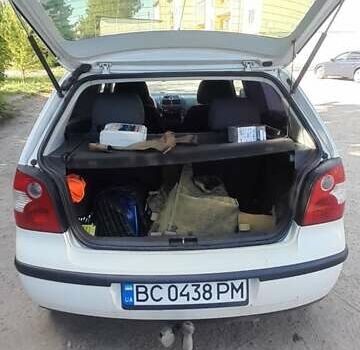 Белый Фольксваген Поло, объемом двигателя 1.9 л и пробегом 207 тыс. км за 4000 $, фото 2 на Automoto.ua