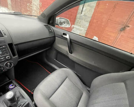 Белый Фольксваген Поло, объемом двигателя 1.2 л и пробегом 169 тыс. км за 3100 $, фото 12 на Automoto.ua