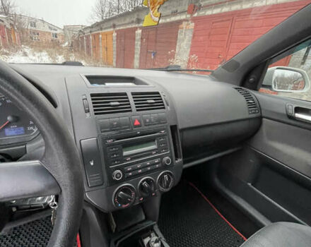 Белый Фольксваген Поло, объемом двигателя 1.2 л и пробегом 169 тыс. км за 3100 $, фото 14 на Automoto.ua