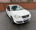 Білий Фольксваген Поло, об'ємом двигуна 1.4 л та пробігом 260 тис. км за 5099 $, фото 1 на Automoto.ua