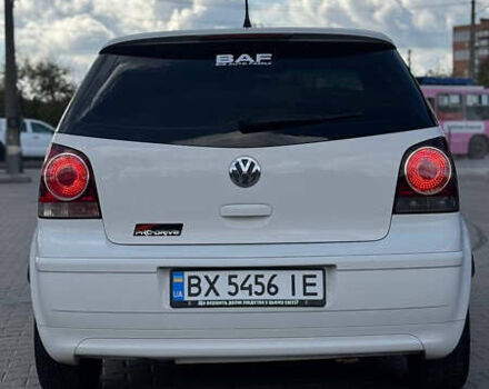 Белый Фольксваген Поло, объемом двигателя 1.6 л и пробегом 208 тыс. км за 6000 $, фото 4 на Automoto.ua