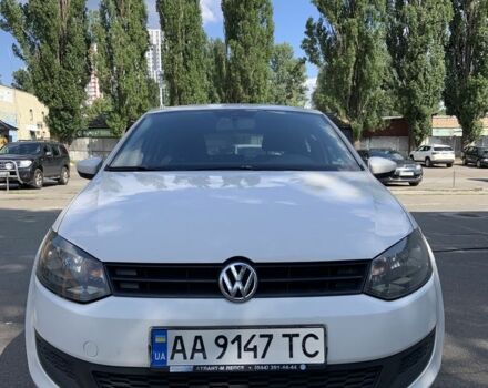 Белый Фольксваген Поло, объемом двигателя 1.4 л и пробегом 199 тыс. км за 5500 $, фото 1 на Automoto.ua