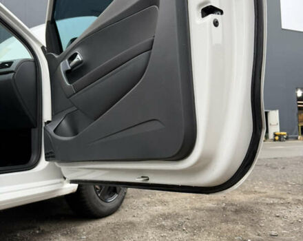 Білий Фольксваген Поло, об'ємом двигуна 1.2 л та пробігом 144 тис. км за 7100 $, фото 22 на Automoto.ua