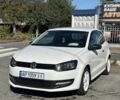 Белый Фольксваген Поло, объемом двигателя 1.2 л и пробегом 140 тыс. км за 4450 $, фото 1 на Automoto.ua