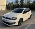 Белый Фольксваген Поло, объемом двигателя 1.2 л и пробегом 202 тыс. км за 5500 $, фото 1 на Automoto.ua