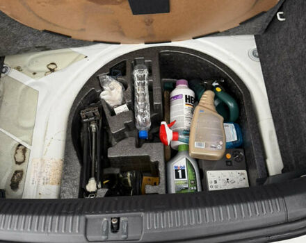 Білий Фольксваген Поло, об'ємом двигуна 1.2 л та пробігом 144 тис. км за 7100 $, фото 35 на Automoto.ua