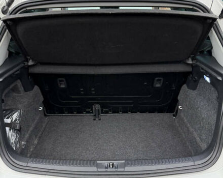 Білий Фольксваген Поло, об'ємом двигуна 1.2 л та пробігом 144 тис. км за 7100 $, фото 34 на Automoto.ua