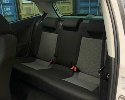 Білий Фольксваген Поло, об'ємом двигуна 1.2 л та пробігом 144 тис. км за 7100 $, фото 28 на Automoto.ua