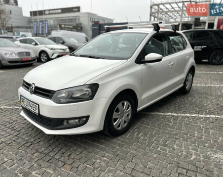 Белый Фольксваген Поло, объемом двигателя 1.2 л и пробегом 212 тыс. км за 6000 $, фото 3 на Automoto.ua