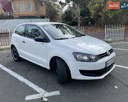 Белый Фольксваген Поло, объемом двигателя 1.2 л и пробегом 209 тыс. км за 6350 $, фото 2 на Automoto.ua