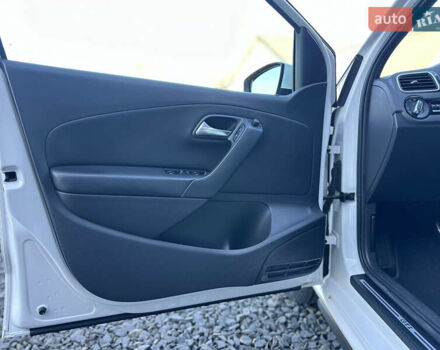 Белый Фольксваген Поло, объемом двигателя 1.4 л и пробегом 211 тыс. км за 10450 $, фото 11 на Automoto.ua