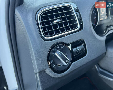 Белый Фольксваген Поло, объемом двигателя 1.4 л и пробегом 136 тыс. км за 10650 $, фото 63 на Automoto.ua