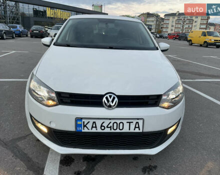 Белый Фольксваген Поло, объемом двигателя 1.39 л и пробегом 160 тыс. км за 5350 $, фото 1 на Automoto.ua
