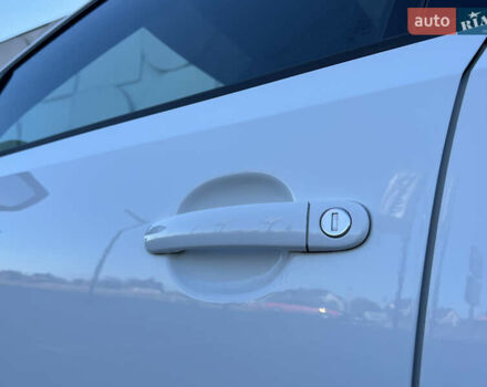 Белый Фольксваген Поло, объемом двигателя 1.4 л и пробегом 136 тыс. км за 9950 $, фото 41 на Automoto.ua