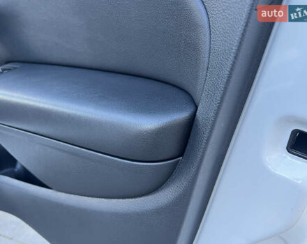 Белый Фольксваген Поло, объемом двигателя 1.4 л и пробегом 136 тыс. км за 10650 $, фото 99 на Automoto.ua