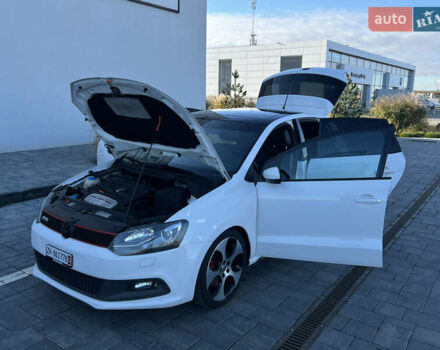 Белый Фольксваген Поло, объемом двигателя 1.4 л и пробегом 136 тыс. км за 9950 $, фото 142 на Automoto.ua