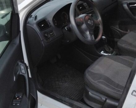 Белый Фольксваген Поло, объемом двигателя 1.4 л и пробегом 200 тыс. км за 6500 $, фото 6 на Automoto.ua