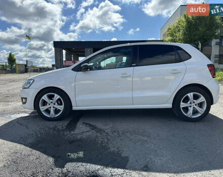 Белый Фольксваген Поло, объемом двигателя 1.2 л и пробегом 207 тыс. км за 8900 $, фото 4 на Automoto.ua
