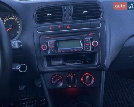 Белый Фольксваген Поло, объемом двигателя 1.39 л и пробегом 140 тыс. км за 6200 $, фото 2 на Automoto.ua