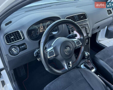 Белый Фольксваген Поло, объемом двигателя 1.4 л и пробегом 136 тыс. км за 9950 $, фото 51 на Automoto.ua