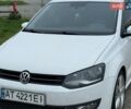 Белый Фольксваген Поло, объемом двигателя 1.6 л и пробегом 320 тыс. км за 5300 $, фото 1 на Automoto.ua