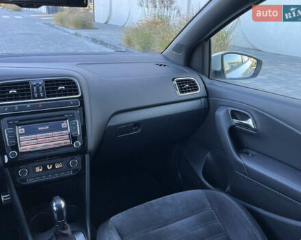 Белый Фольксваген Поло, объемом двигателя 1.4 л и пробегом 136 тыс. км за 10650 $, фото 157 на Automoto.ua