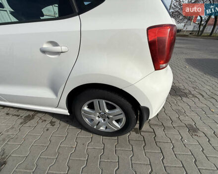 Белый Фольксваген Поло, объемом двигателя 1.39 л и пробегом 441 тыс. км за 6999 $, фото 10 на Automoto.ua