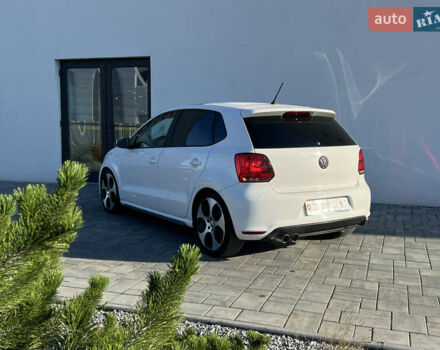 Белый Фольксваген Поло, объемом двигателя 1.4 л и пробегом 136 тыс. км за 9950 $, фото 175 на Automoto.ua