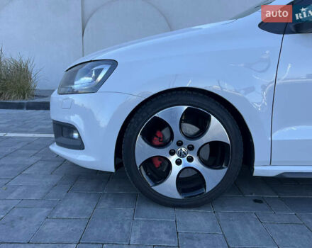 Белый Фольксваген Поло, объемом двигателя 1.4 л и пробегом 136 тыс. км за 9950 $, фото 40 на Automoto.ua